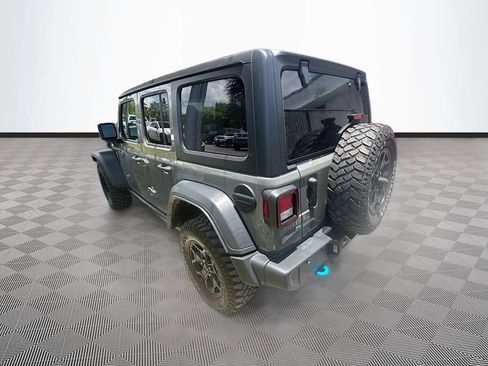 Used 2023 Jeep Wrangler Unlimited w/ Cold Weather Group AWD/4WD image 8