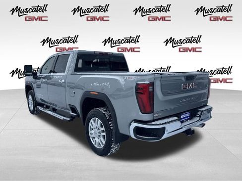 Used 2024 GMC Sierra 2500 SLT w/ SLT Premium Package image 8