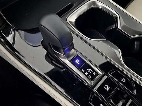 Used 2024 Lexus NX 250 FWD image 16