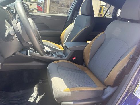 Used 2024 Subaru Crosstrek 2.5i Sport AWD/4WD image 17
