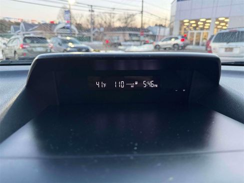 Used 2020 Subaru Forester Premium image 27