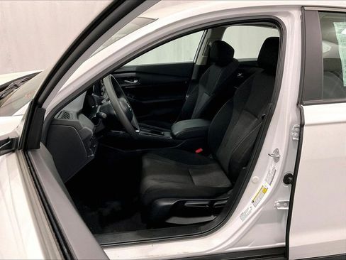 Used 2025 Honda Accord LX image 10