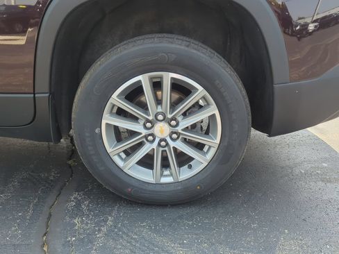 Certified 2023 Chevrolet Traverse LT AWD/4WD image 13