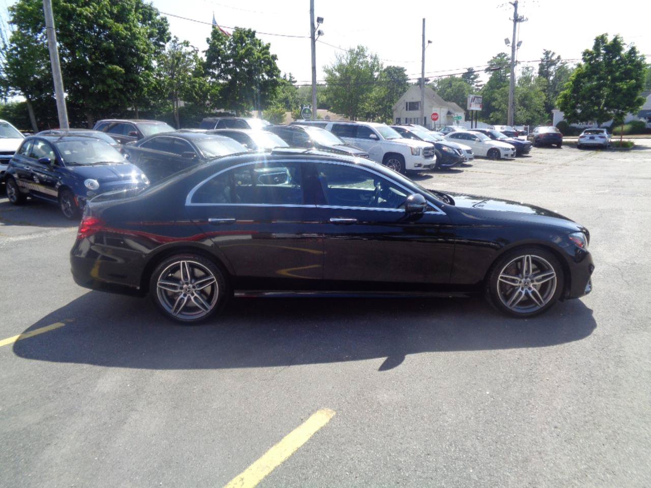 Used 2018 Mercedes-Benz E 400 4MATIC Sedan w/ Premium 1 Package image 6