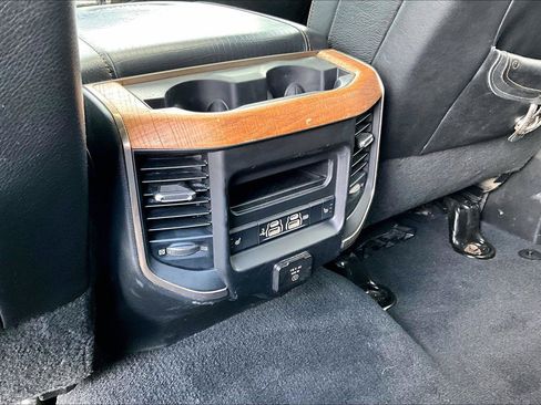 Used 2019 RAM 3500 Limited AWD/4WD image 32