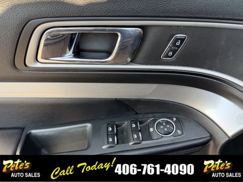 Used 2017 Ford Explorer XLT AWD/4WD image 20