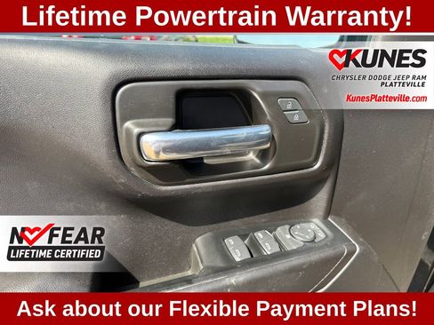 Used 2022 Chevrolet Silverado 1500 Custom AWD/4WD image 16