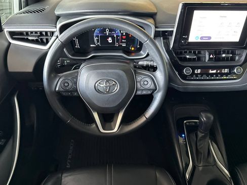 Used 2023 Toyota Corolla XSE FWD image 11