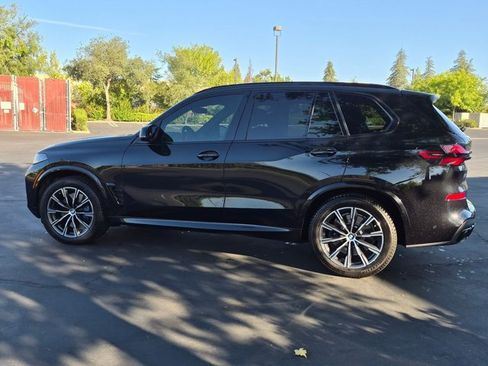 Used 2024 BMW X5 M60i w/ Climate Comfort Package AWD/4WD image 9