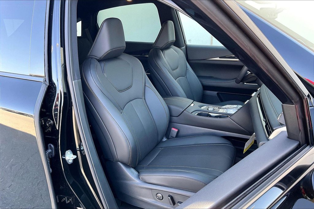 New 2027 INFINITI QX65 Sport w/ Cargo Package AWD/4WD image 11