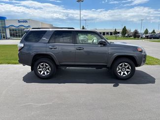 Used 2022 Toyota 4Runner TRD Off-Road AWD/4WD video 2
