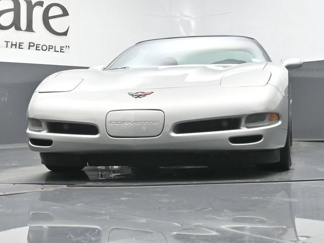 Used 2004 Chevrolet Corvette Coupe RWD image 48