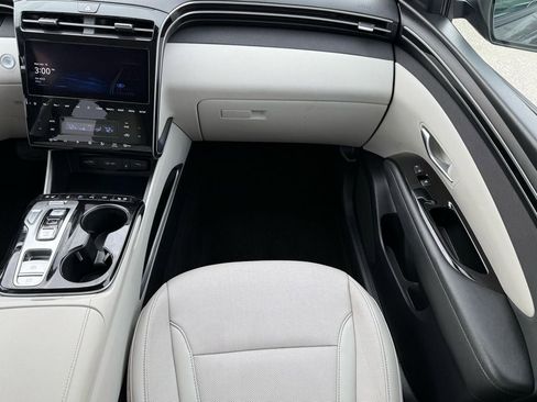 Used 2023 Hyundai Tucson Limited image 15