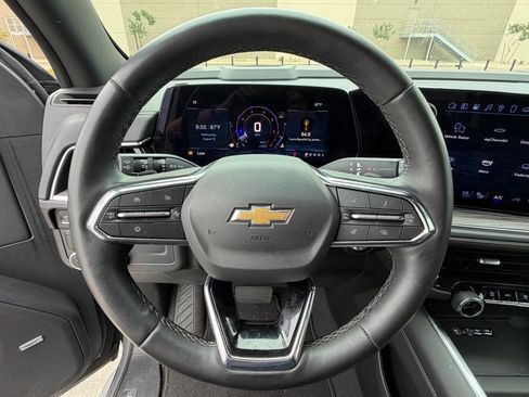 Used 2025 Chevrolet Tahoe Premier RWD image 15