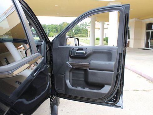 Used 2021 Chevrolet Silverado 1500 RST AWD/4WD image 28
