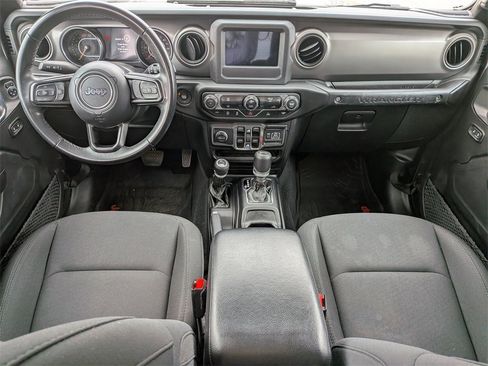 Used 2021 Jeep Wrangler Unlimited Sport image 3