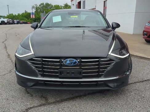 Used 2021 Hyundai Sonata SE FWD image 4