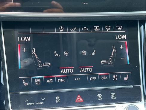 Used 2020 Audi A8 L 4.0T w/ Sport Plus Package image 43