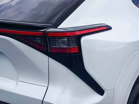 Certified 2026 Toyota bZ image 7