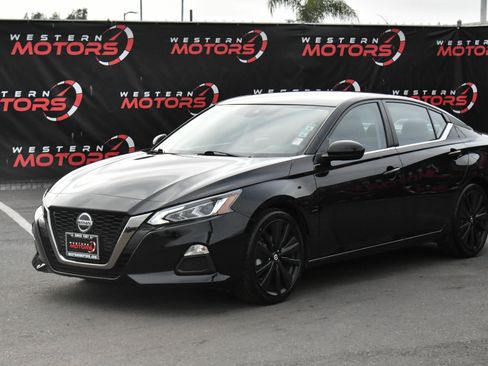 Used 2021 Nissan Altima 2.5 SR image 3