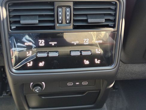 New 2026 Porsche Cayenne AWD/4WD image 25