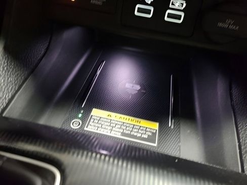 Used 2024 Honda Civic Touring image 35