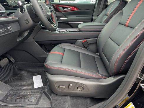 New 2026 Chevrolet Traverse RS FWD image 10
