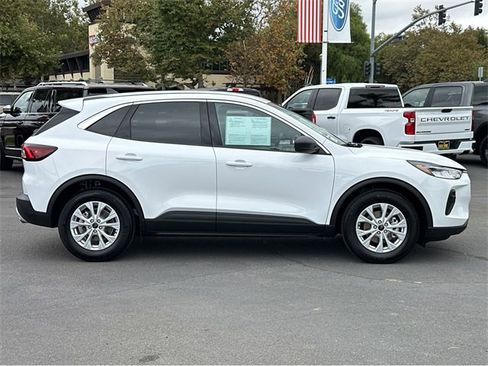 Certified 2024 Ford Escape Active image 43