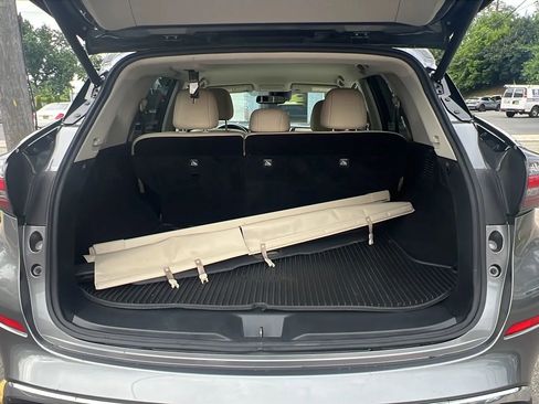 Used 2022 Nissan Murano SL w/ Cargo Package image 10