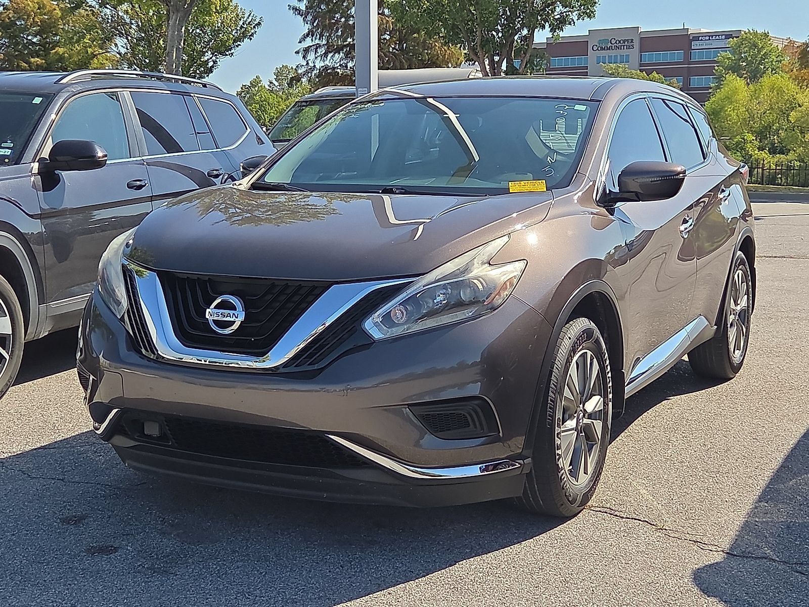 Used 2018 Nissan Murano S FWD image 2