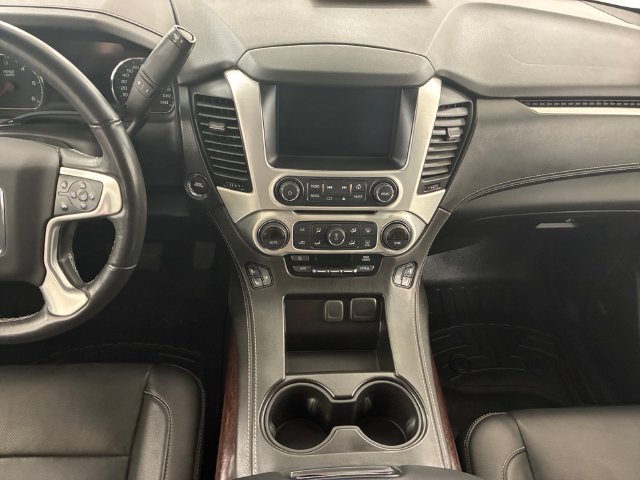 Certified 2017 GMC Yukon SLT w/ HD Trailering Package AWD/4WD image 21
