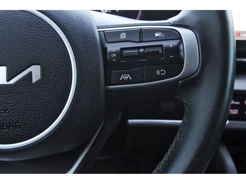 Used 2023 Kia Sportage EX FWD image 19