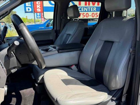 Used 2016 Ford F150 XLT AWD/4WD image 15