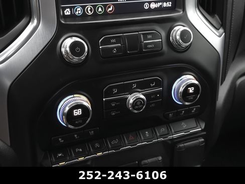 Used 2020 GMC Sierra 1500 SLT w/ SLT Premium Plus Package AWD/4WD image 17