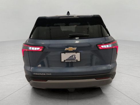 Used 2025 Chevrolet Equinox LT AWD/4WD image 25