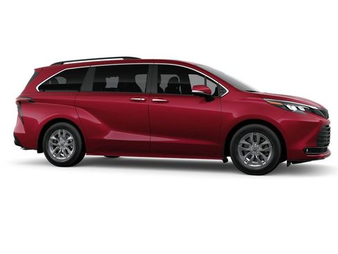 New 2026 Toyota Sienna XLE image 13