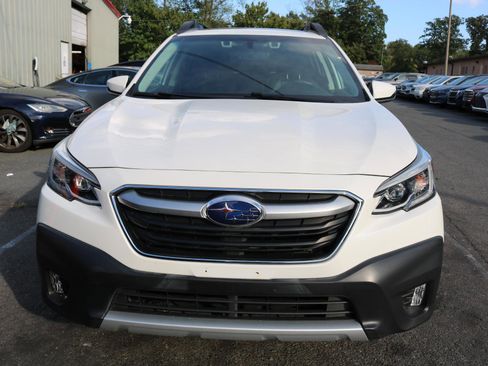 Used 2020 Subaru Outback Limited image 5