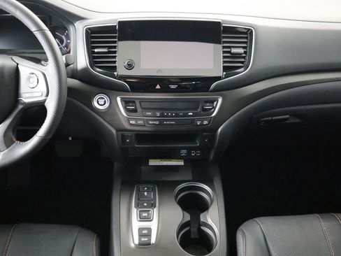 Used 2022 Honda Passport TrailSport image 14