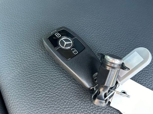 Used 2024 Mercedes-Benz Sprinter 2500 image 28