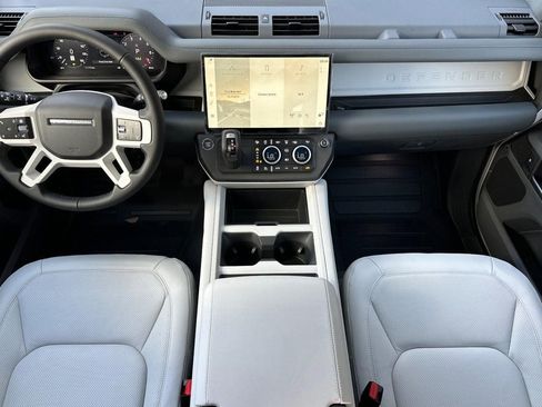 New 2026 Land Rover Defender 110 X-Dynamic SE AWD/4WD image 15