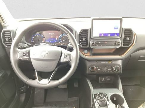 Used 2024 Ford Bronco Sport Outer Banks image 10