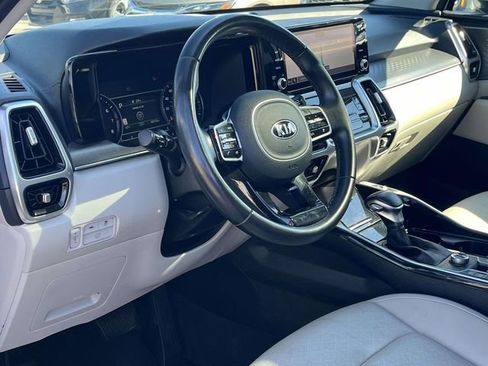 Used 2021 Kia Sorento SX image 12