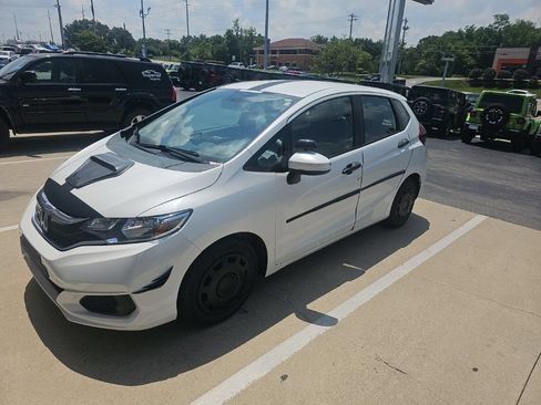 Used 2019 Honda Fit LX image 2