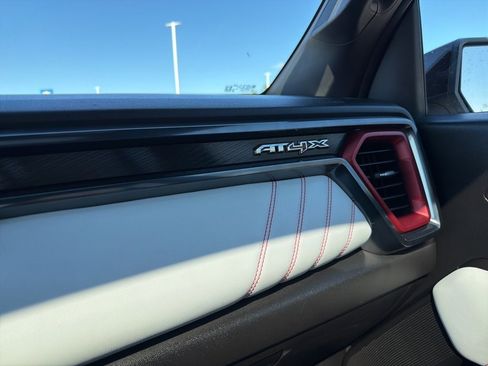 Used 2024 GMC Canyon AT4X image 23