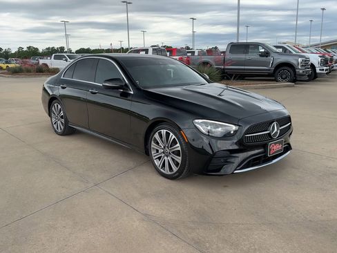 Used 2022 Mercedes-Benz E 350 Sedan image 2