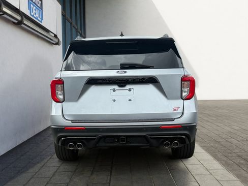 Certified 2022 Ford Explorer ST w/ Equipment Group 401A image 4