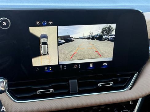 Used 2026 Chevrolet Equinox ACTIV w/ Convenience Package III image 20