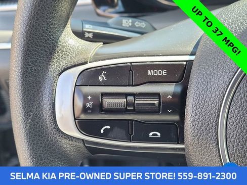 Used 2021 Kia K5 LXS image 13
