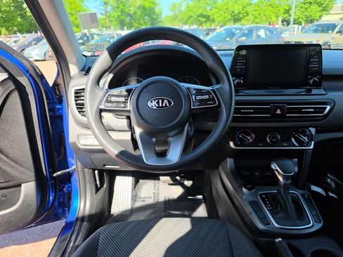 Used 2021 Kia Seltos LX AWD/4WD image 13