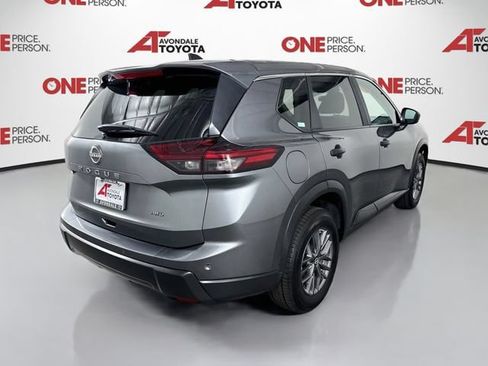 Used 2024 Nissan Rogue S AWD/4WD image 7